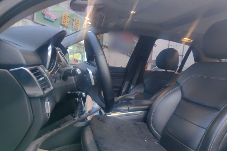 Used Mercedes-Benz M-Class 2012 ML 350 Sport Edition Left Front Seat