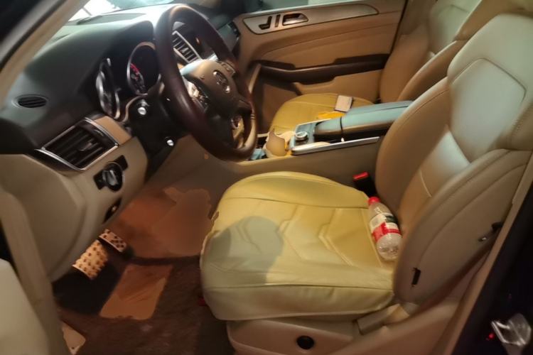Used Mercedes-Benz M-Class 2012 ML 300 Left Front Seat