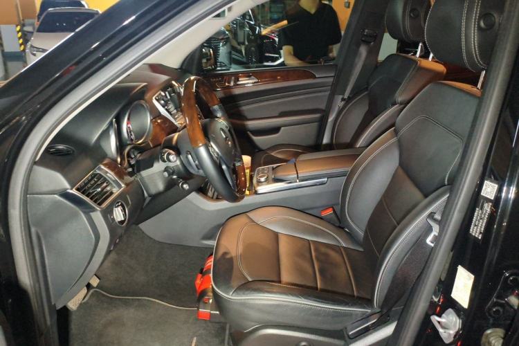 Used Mercedes-Benz M-Class 2012 ML 350 Luxury Edition Left Front Seat