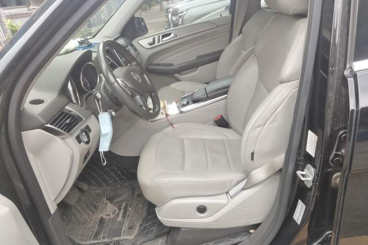 Used Mercedes-Benz M-Class 2012 ML 300 Left Front Seat