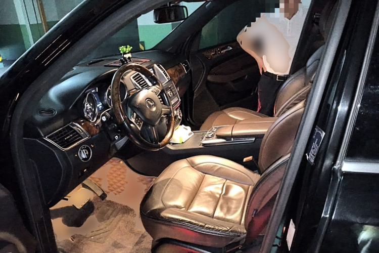Used Mercedes-Benz M-Class 2012 ML 350 Luxury Edition Left Front Seat