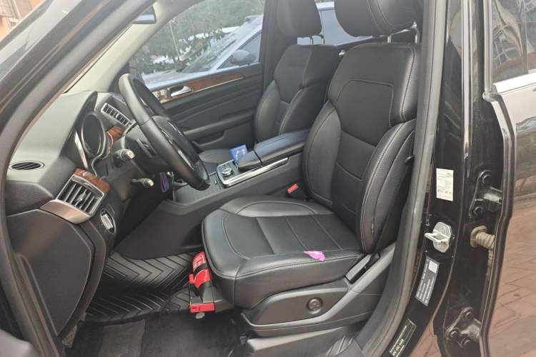 Used Mercedes-Benz M-Class 2012 ML 350 Sport Edition Left Front Seat