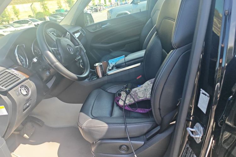Used Mercedes-Benz M-Class 2012 ML 350 Luxury Edition Left Front Seat