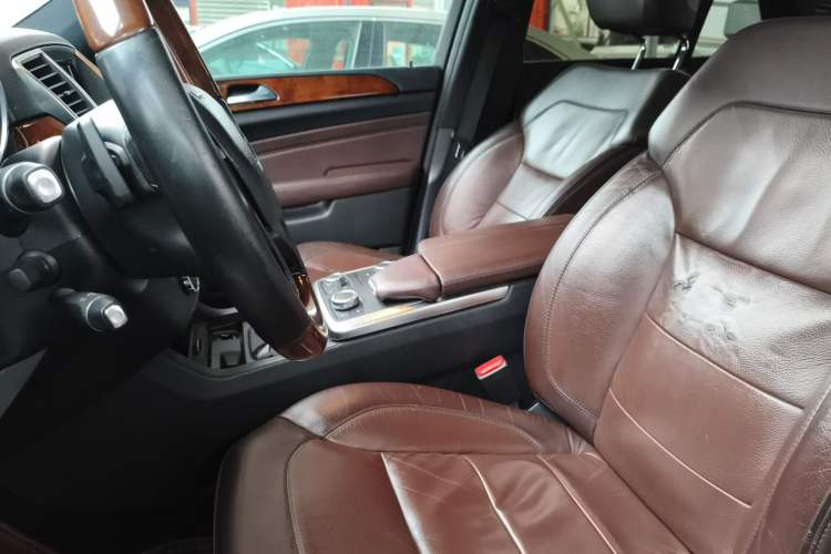 Used Mercedes-Benz M-Class 2012 ML 350 Luxury Edition Left Front Seat