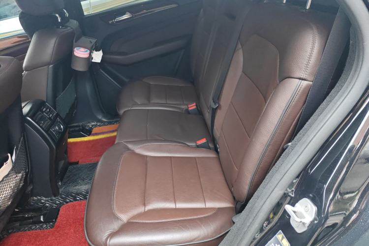 Used Mercedes-Benz M-Class 2012 ML 350 Luxury Edition Left Rear Seat