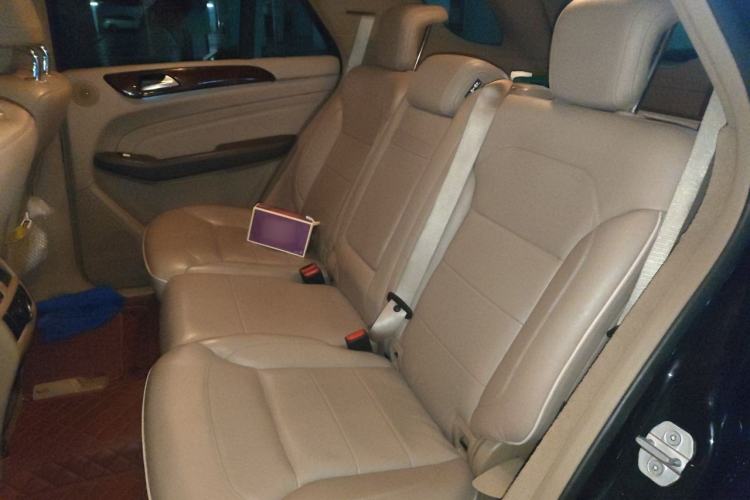 Used Mercedes-Benz M-Class 2012 ML 350 Luxury Edition Left Rear Seat