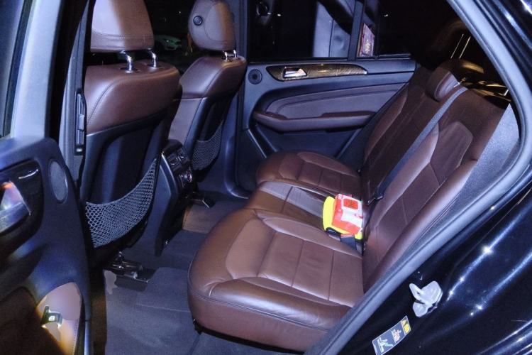 Used Mercedes-Benz M-Class 2012 ML 350 Luxury Edition Left Rear Seat
