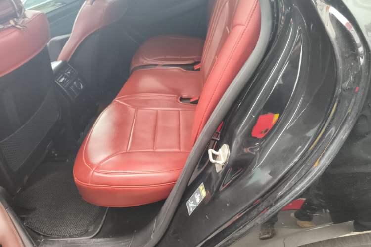 Used Mercedes-Benz M-Class 2012 ML 350 Luxury Edition Left Rear Seat