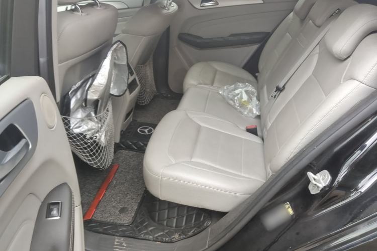 Used Mercedes-Benz M-Class 2012 ML 300 Left Rear Seat