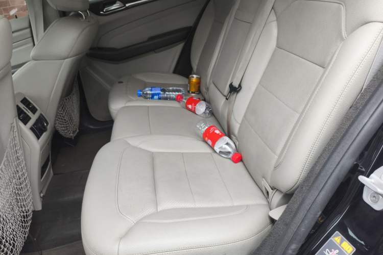 Used Mercedes-Benz M-Class 2012 ML 350 Sport Edition Left Rear Seat