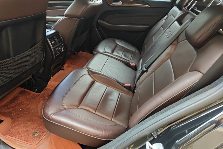 Used Mercedes-Benz M-Class 2012 ML 350 Luxury Edition Left Rear Seat