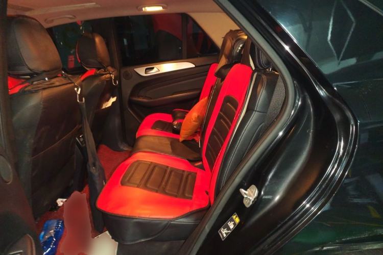 Used Mercedes-Benz M-Class 2012 ML 300 Left Rear Seat