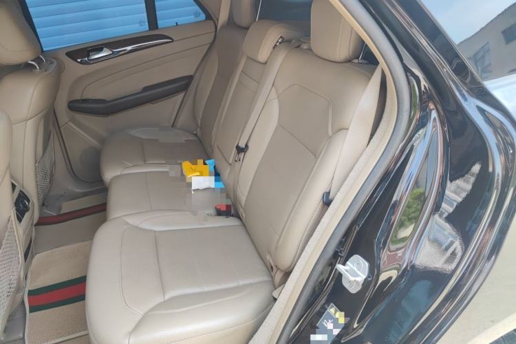 Used Mercedes-Benz M-Class 2012 ML 350 Sport Edition Left Rear Seat