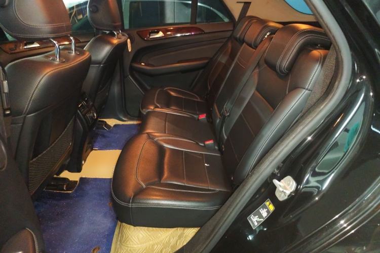 Used Mercedes-Benz M-Class 2012 ML 350 Sport Edition Left Rear Seat