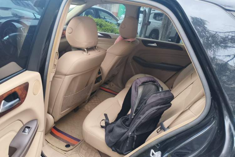 Used Mercedes-Benz M-Class 2012 ML 350 Sport Edition Left Rear Seat
