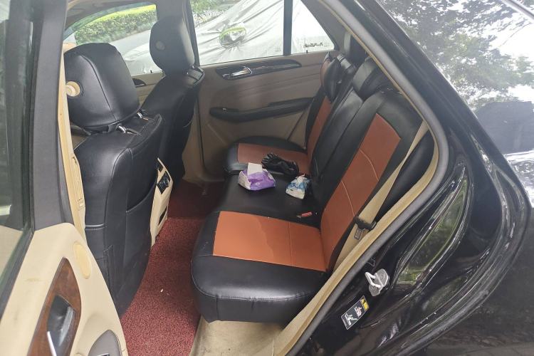Used Mercedes-Benz M-Class 2012 ML 350 Sport Edition Left Rear Seat
