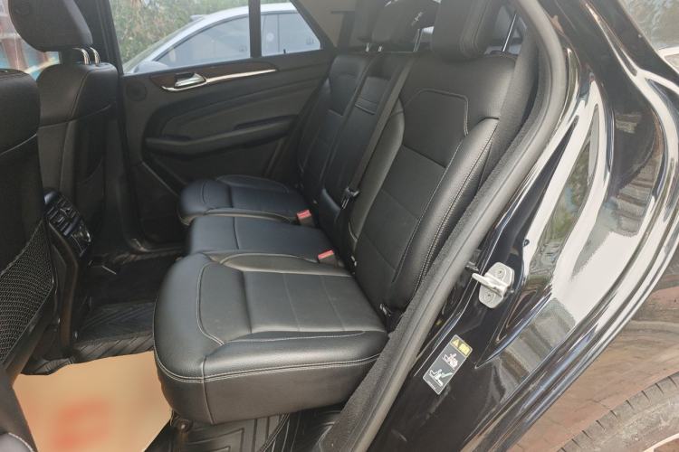 Used Mercedes-Benz M-Class 2012 ML 350 Sport Edition Left Rear Seat