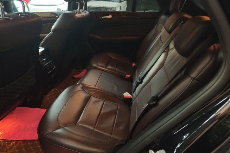 Used Mercedes-Benz M-Class 2012 ML 350 Luxury Edition Left Rear Seat