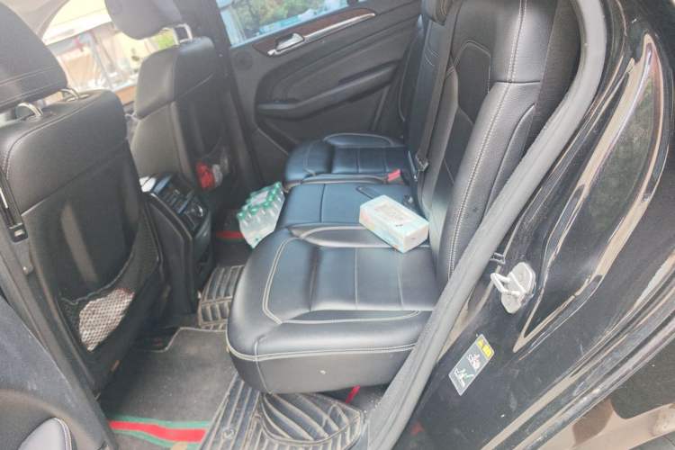 Used Mercedes-Benz M-Class 2012 ML 350 Sport Edition Left Rear Seat