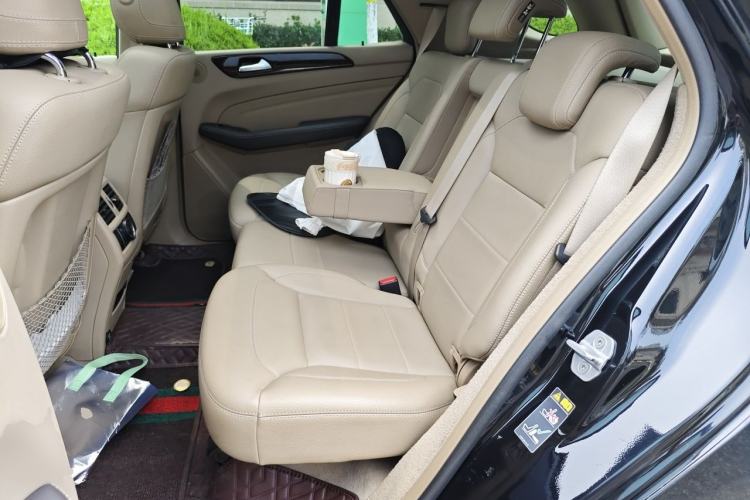 Used Mercedes-Benz M-Class 2012 ML 350 Sport Edition Left Rear Seat