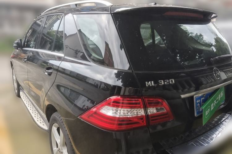Used Mercedes-Benz M-Class 2012 ML 300 Rear Left 45 Deg