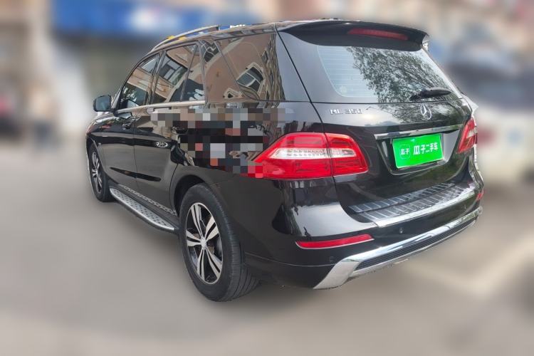 Used Mercedes-Benz M-Class  Rear Left 45 Deg
