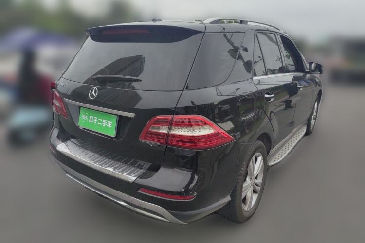 Used Mercedes-Benz M-Class  Rear Right 45 Deg