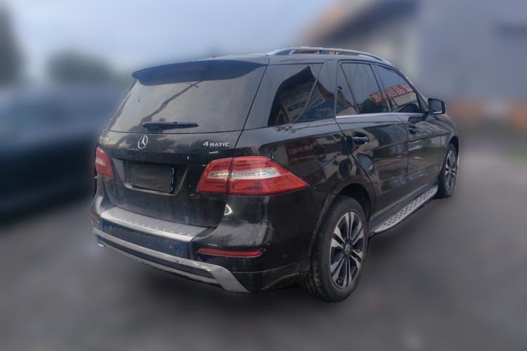 Used Mercedes-Benz M-Class 2012 ML 350 Sport Edition Rear Right 45 Deg