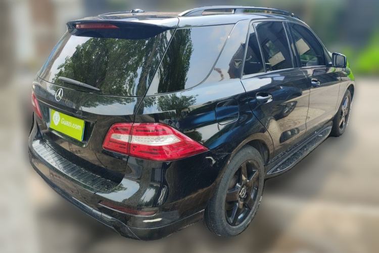 Used Mercedes-Benz M-Class 2012 ML 350 Luxury Edition Rear Right 45 Deg