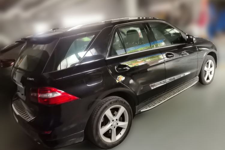 Used Mercedes-Benz M-Class 2012 ML 300 Rear Right 45 Deg