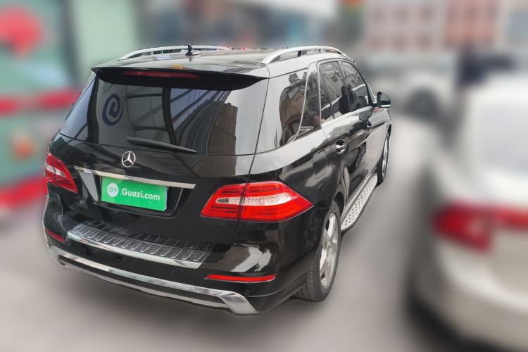 Used Mercedes-Benz M-Class 2012 ML 350 Luxury Edition Rear Right 45 Deg