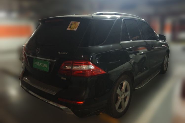 Used Mercedes-Benz M-Class 2012 ML 350 Luxury Edition Rear Right 45 Deg