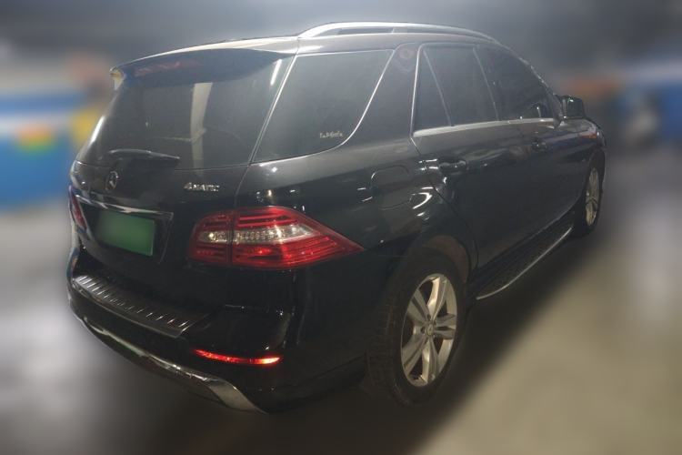 Used Mercedes-Benz M-Class 2012 ML 350 Sport Edition Rear Right 45 Deg