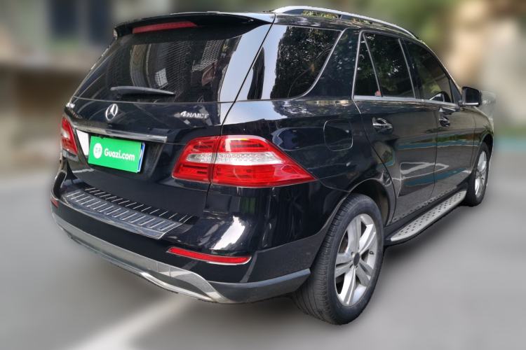 Used Mercedes-Benz M-Class 2012 ML 350 Luxury Edition Rear Right 45 Deg