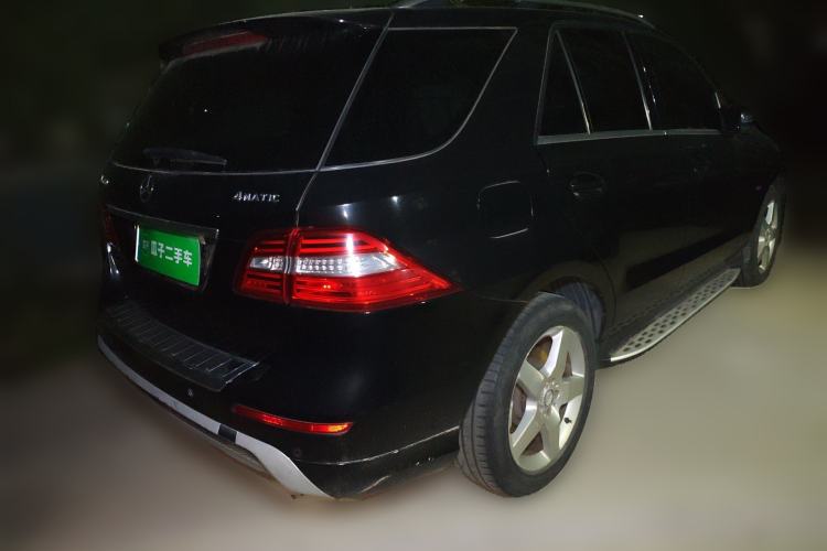 Used Mercedes-Benz M-Class 2012 ML 350 Luxury Edition Rear Right 45 Deg