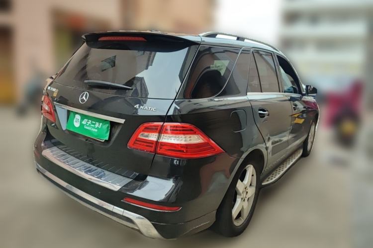 Used Mercedes-Benz M-Class 2012 ML 350 Luxury Edition Rear Right 45 Deg