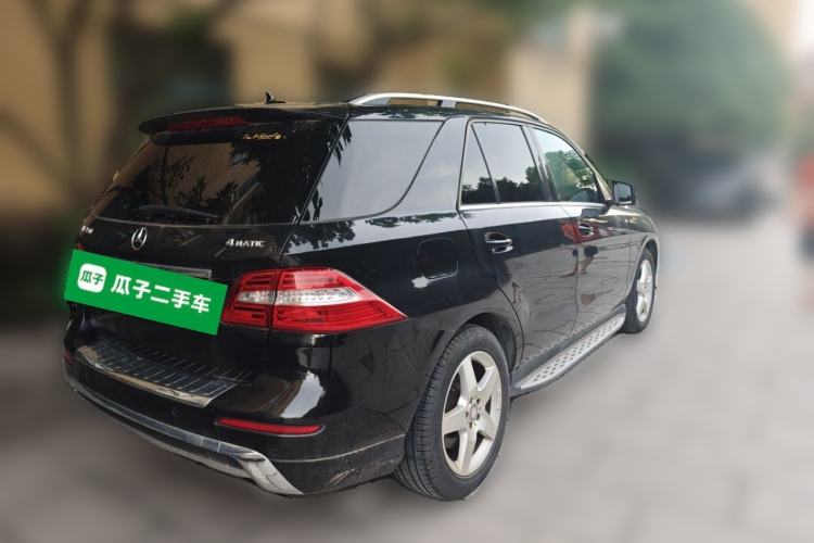 Used Mercedes-Benz M-Class 2012 ML 350 Luxury Edition Rear Right 45 Deg