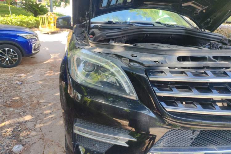 Used Mercedes-Benz M-Class 2012 ML 300 Right Front Headlight