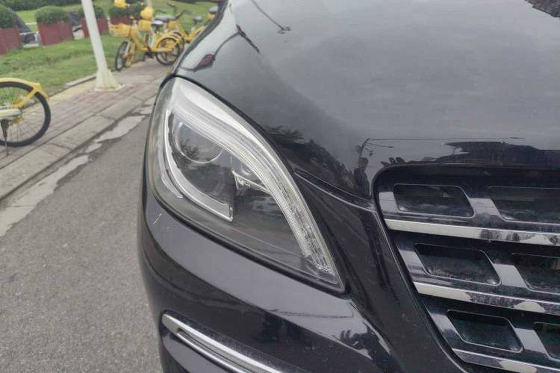 Used Mercedes-Benz M-Class  Right Front Headlight