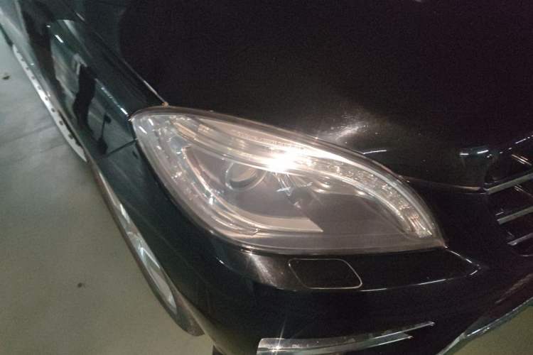 Used Mercedes-Benz M-Class 2012 ML 350 Luxury Edition Right Front Headlight