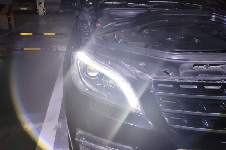 Used Mercedes-Benz M-Class 2012 ML 350 Luxury Edition Right Front Headlight
