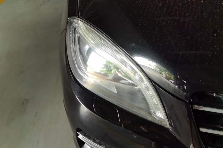 Used Mercedes-Benz M-Class 2012 ML 300 Right Front Headlight