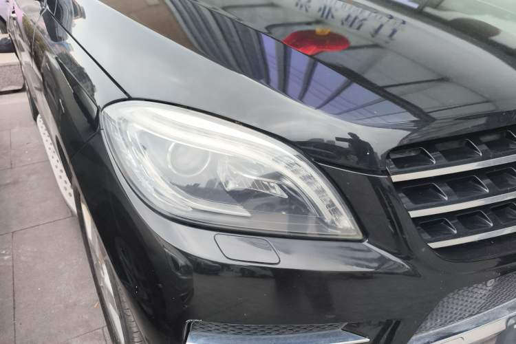 Used Mercedes-Benz M-Class 2012 ML 350 Luxury Edition Right Front Headlight