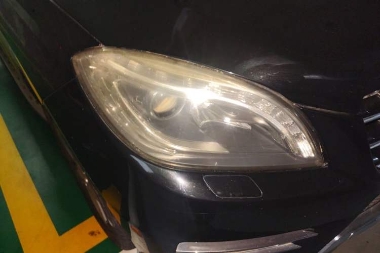 Used Mercedes-Benz M-Class 2012 ML 300 Right Front Headlight