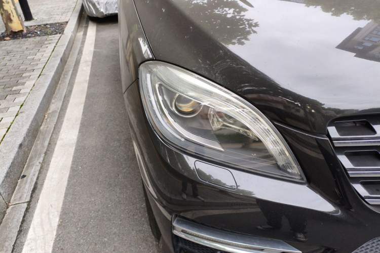 Used Mercedes-Benz M-Class 2012 ML 350 Sport Edition Right Front Headlight