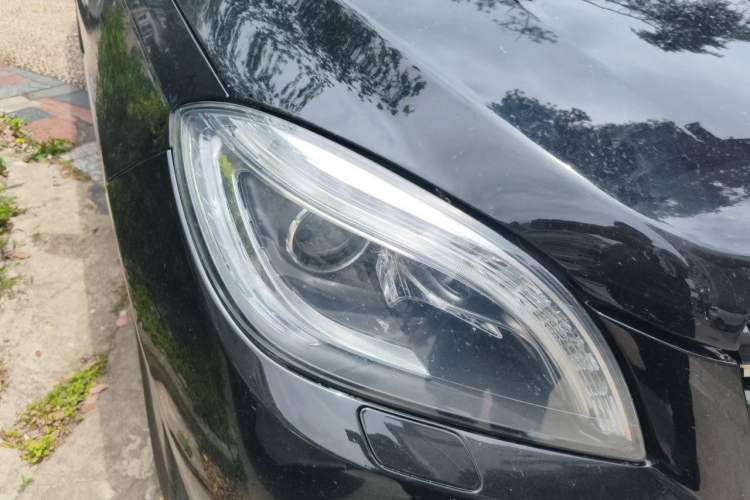 Used Mercedes-Benz M-Class 2012 ML 350 Sport Edition Right Front Headlight