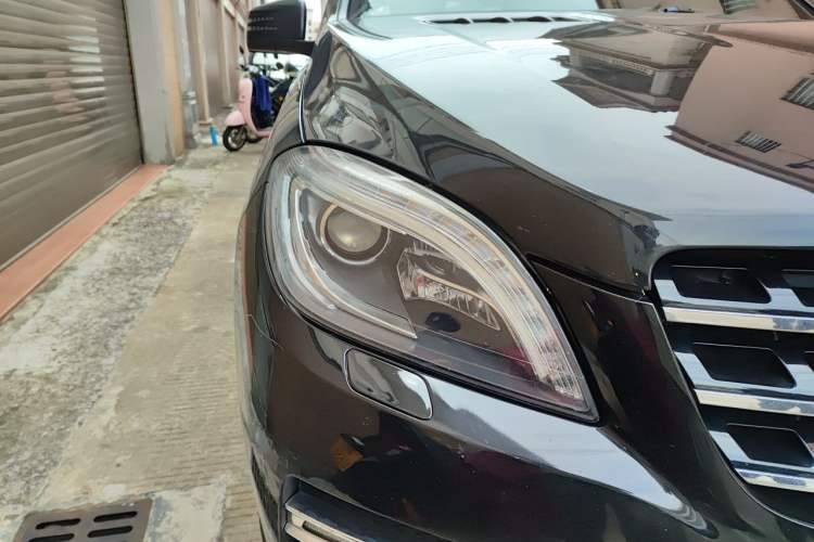 Used Mercedes-Benz M-Class 2012 ML 350 Luxury Edition Right Front Headlight