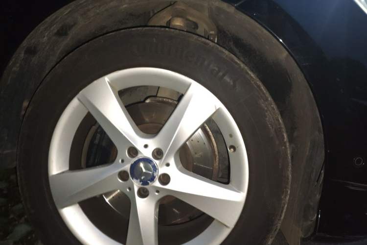 Used Mercedes-Benz M-Class 2012 ML 300 Right Front Wheel Hub