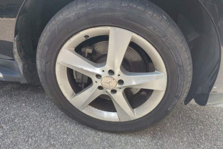 Used Mercedes-Benz M-Class 2012 ML 300 Right Front Wheel Hub