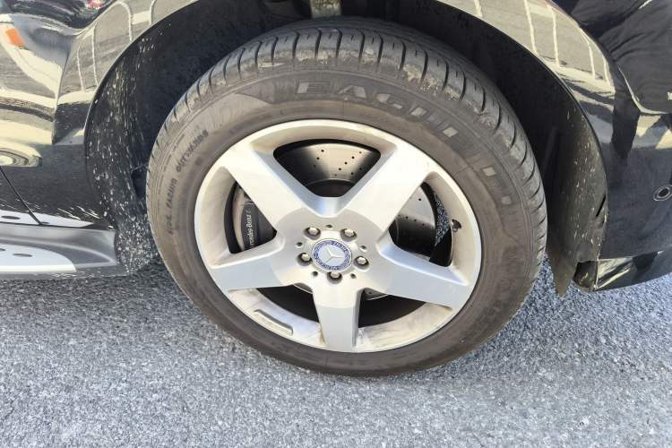 Used Mercedes-Benz M-Class 2012 ML 350 Luxury Edition Right Front Wheel Hub